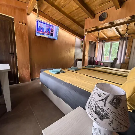 Odmaraliste Kod Mice 5 شقة *