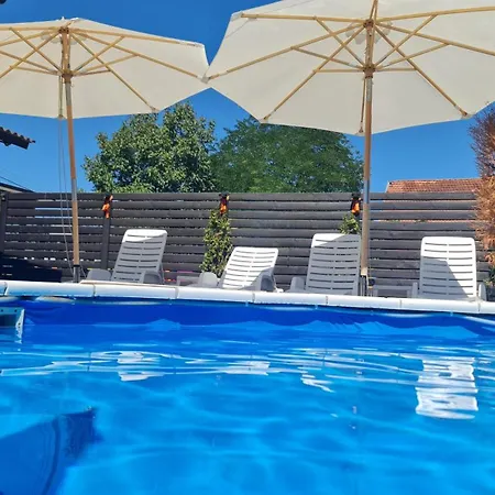 Odmaraliste Kod Mice 5 * Krusar